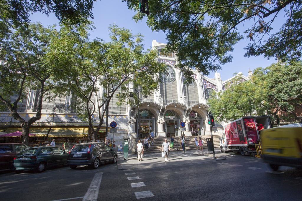 Singularstays Mercado Central Валенсия Экстерьер фото